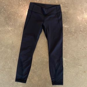 Lululemon leggings size 6